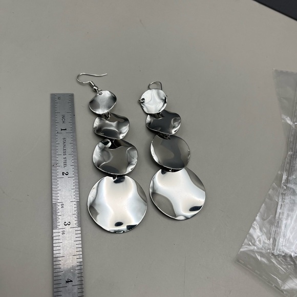 Elegant Silver Dangle Earrings - Picture 2 of 2